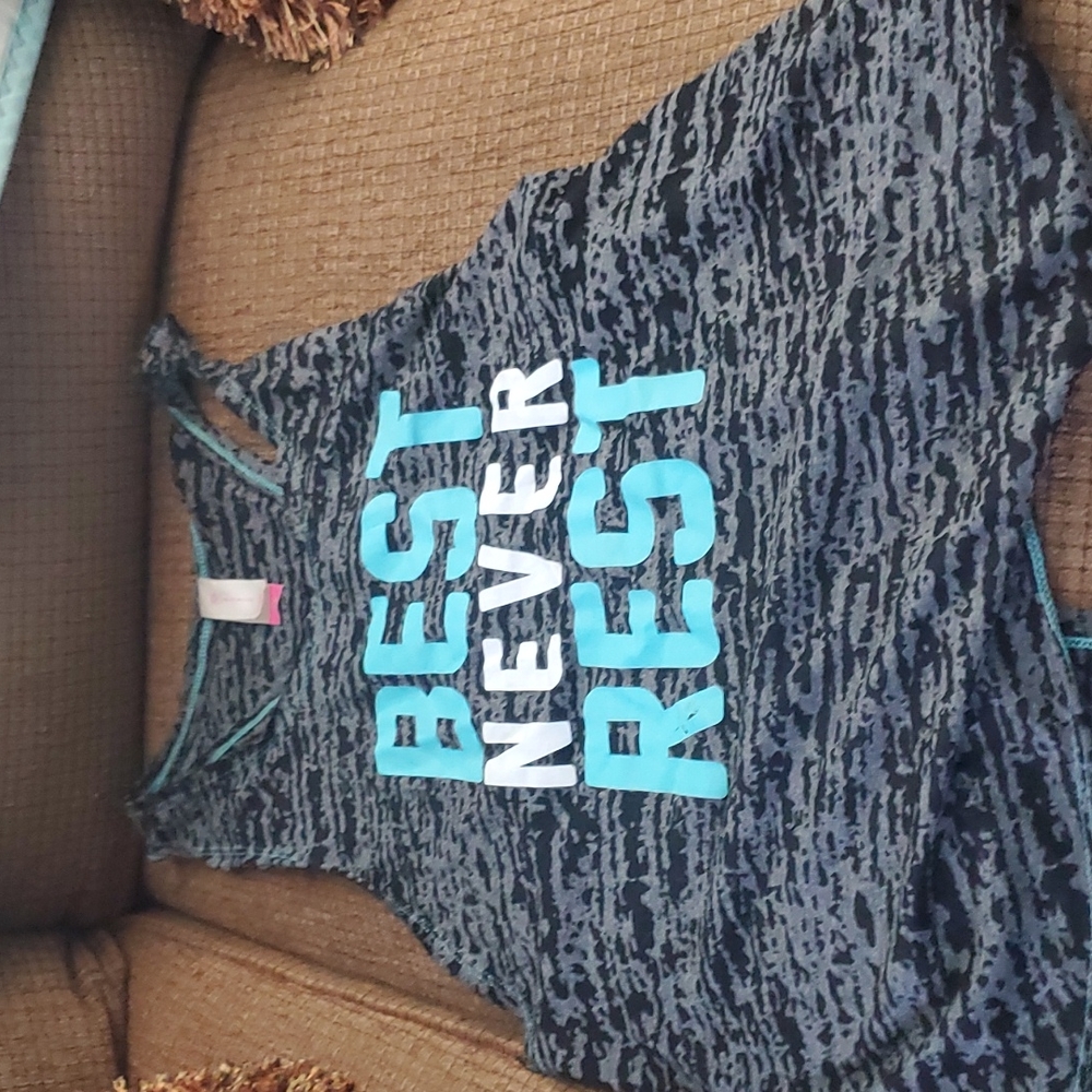 Med grey tanktop